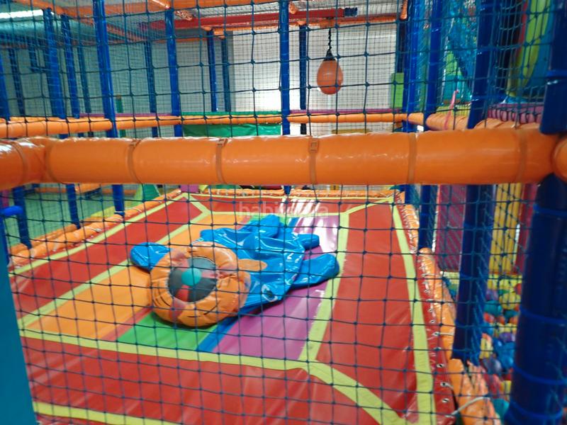 Foto a3d1b37d-5182-421c-8fed-36b354fdbe23. Lloguer local comercial amb calefacció a Vilamarina Viladecans