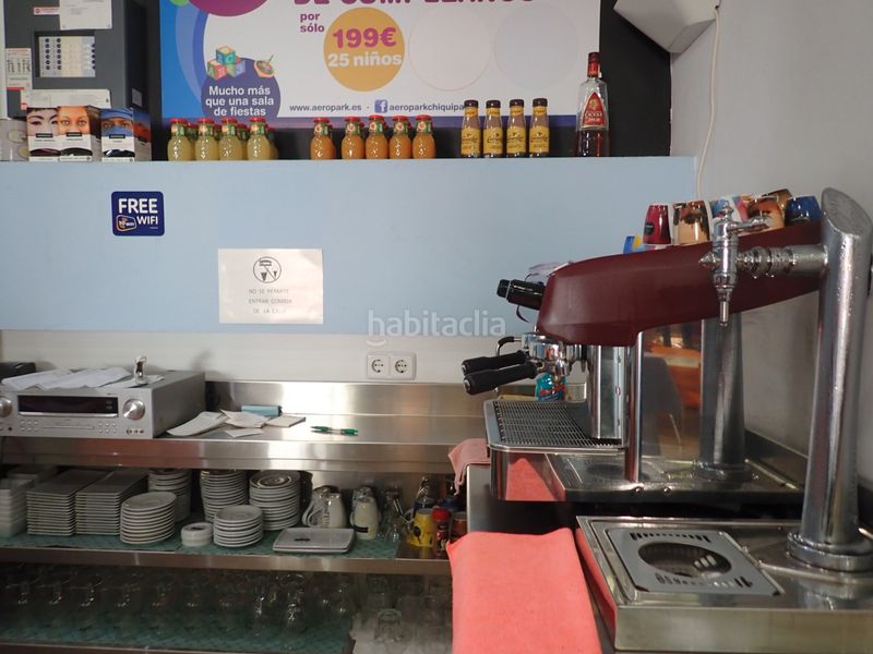 Foto f6180abf-58c2-4201-89d4-cfd2a146b418. Local comercial amb calefacció a Vilamarina Viladecans