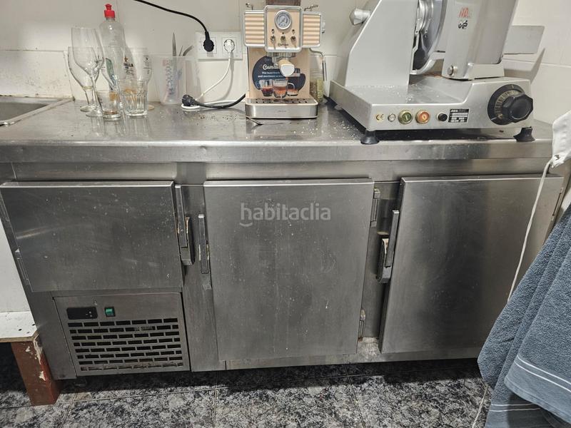 Foto 8bc5c240-a874-4031-9634-1a282b6009b3. Transfer business premise with heating in Castell-Poble Vell Castelldefels