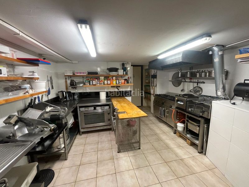 Foto 49cd9c29-4d69-4f2a-9786-2bd2c68a3aab. Traspaso local comercial traspaso de restaurante en rambl en Alió