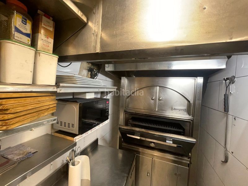 Foto b6f774b0-2fd5-43f1-90e7-b57b982fbb38. Traspaso local comercial traspaso de restaurante en rambl en Alió