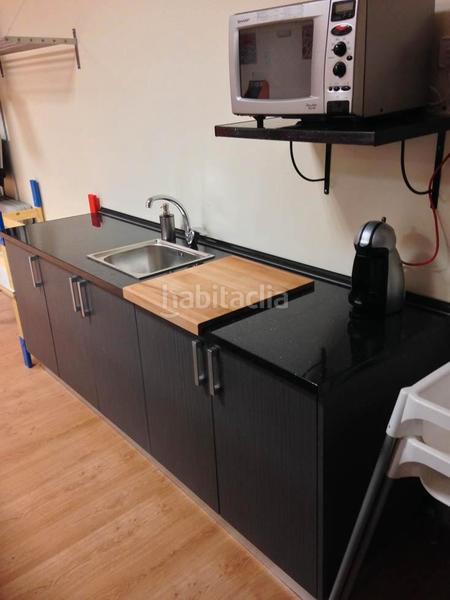 Foto 0383af07-2811-4cec-800c-297a52299b6e. Transfer business premise with heating in Hostal Granollers