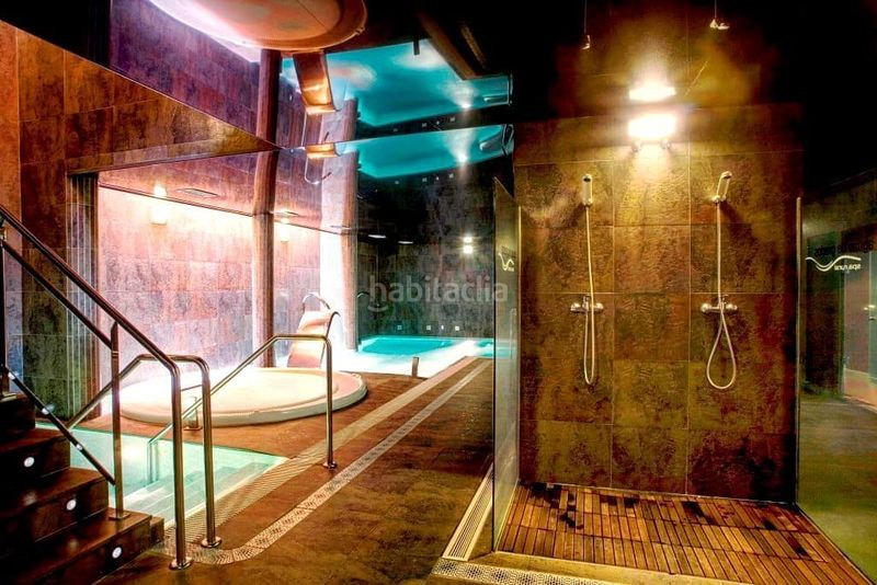 Foto 122808fc-8d0d-4cb4-9475-68c06aed83d8. Edifici a Hoyos del Espino