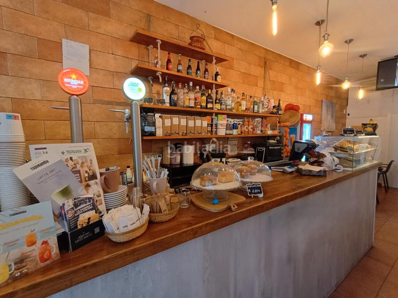 Foto e7689468-8782-434b-8bc4-27e3543aa2b4. Traspaso local comercial traspaso bar licencia c1 en eixample en Barcelona