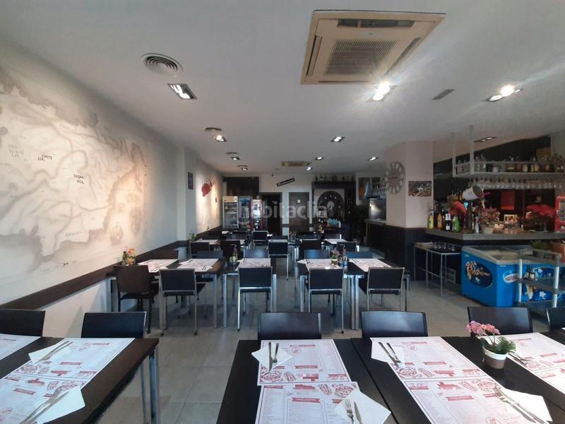 Foto 74937f6b-6a98-4aac-932f-a61f12c9dd3e. Traspaso local comercial traspaso bar restaurante c3 sali en Castelldefels