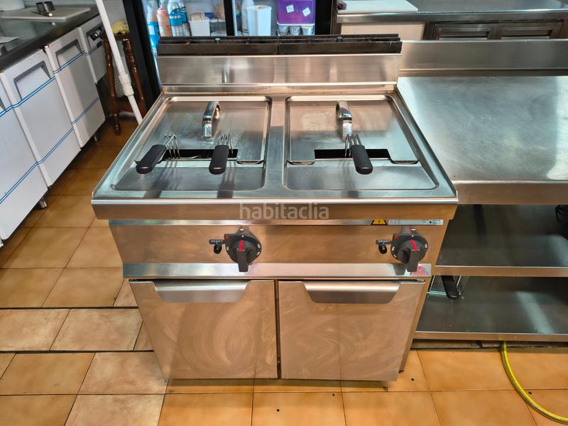 Foto 784eed39-1e93-4263-91e5-2b8cb4d4f5dd. Pas-de-porte local commercial avec chauffage dans Cunit residencial Cunit