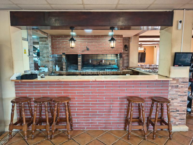 Foto 9ebe105c-bf4e-4b1f-a3cf-ef091cba3f4f. Pas-de-porte local commercial avec chauffage dans Cunit residencial Cunit