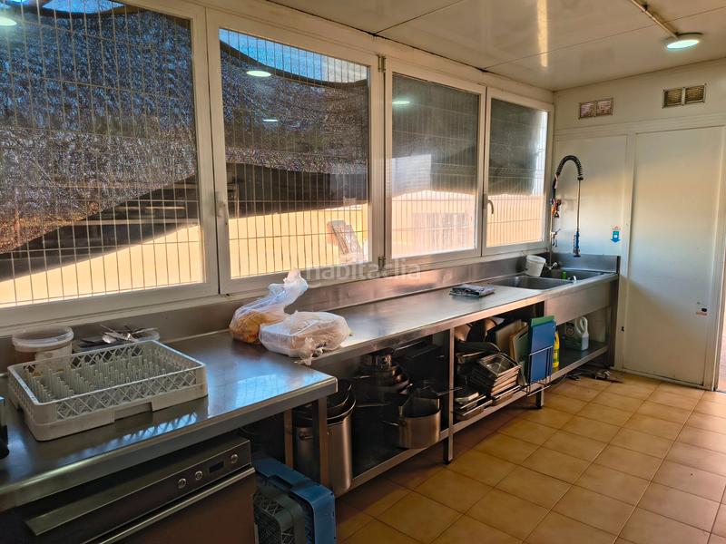 Foto a3073f4b-6bf7-431c-af75-435e0afe140e. Pas-de-porte local commercial avec chauffage dans Cunit residencial Cunit