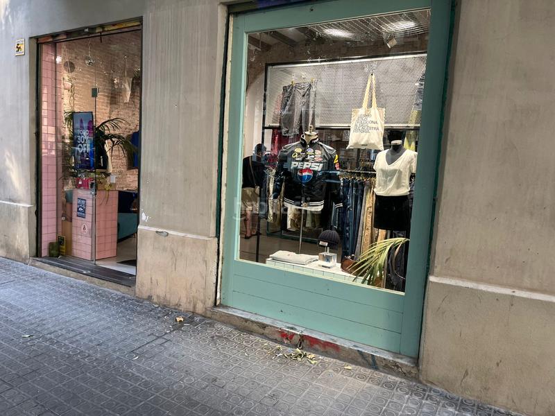 Foto b75d2584-ae8a-4f85-9dde-1e7be13ca8db. Trapasso locale commerciale in Sant Antoni Barcelona