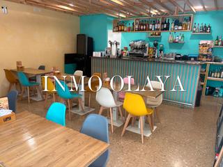 Pas-de-porte Local commercial à Marianao. Traspaso de bar restaurante con 15 mesas de terraza en sant boi