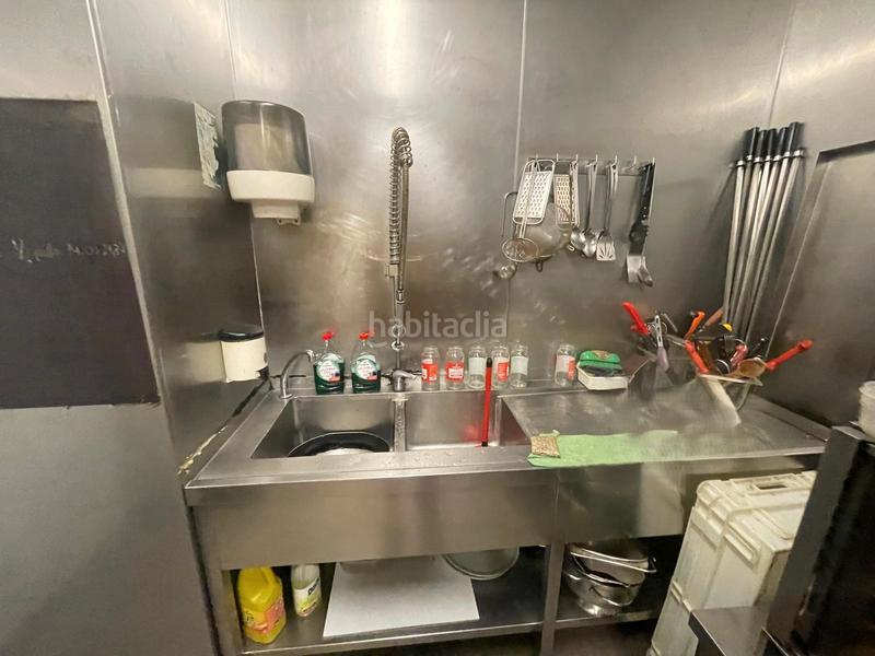 Foto 0c16cbe3-890c-484f-9fed-247c404cb5fc. Local comercial amb calefacció a Barri de les Corts Barcelona