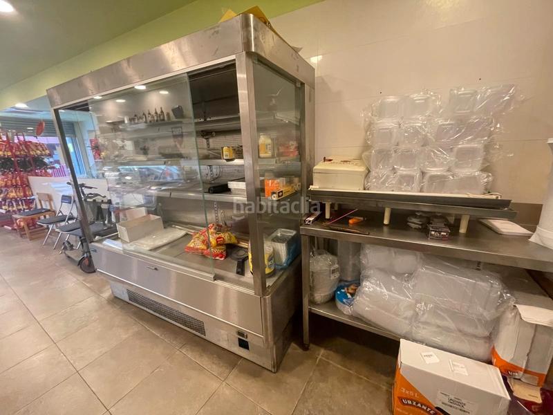 Foto b39b99cd-9931-40f1-ab1b-26f44ad42f4a. Local comercial amb calefacció a Barri de les Corts Barcelona