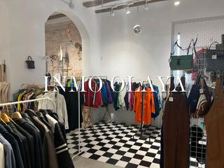 Transfer Business premise in Sant Antoni. ?traspaso de tienda de ropa en el barrio de sant antoni, barcelo