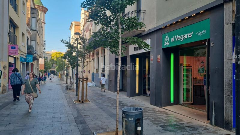 Foto f6ee47f9-e0ad-4291-b9fa-690ecee58aad. Pas-de-porte local commercial dans Centre Sabadell