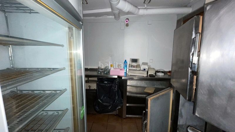 Foto b53433be-0c38-4c3a-a91f-513d5443a8ae. Local comercial amb calefacció a Vilapicina - Torre Llobeta Barcelona