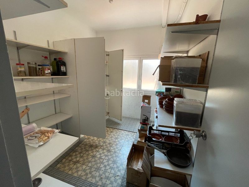 Foto d9a30b4b-c99f-4350-bf43-ef7417205a76. Local comercial amb calefacció a Vilapicina - Torre Llobeta Barcelona