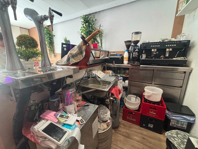 Foto 256dec70-6c87-4ee2-9379-90d3eb0b89e1. Trapasso locale commerciale con riscaldamento in Horta Barcelona