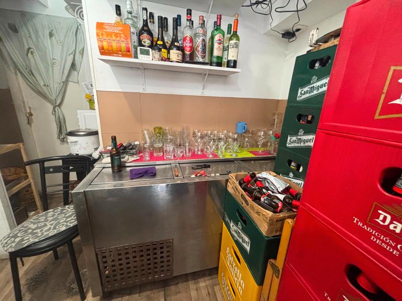 Foto 4abfbca4-b695-459b-87ae-14d476bd24d0. Trapasso locale commerciale con riscaldamento in Horta Barcelona