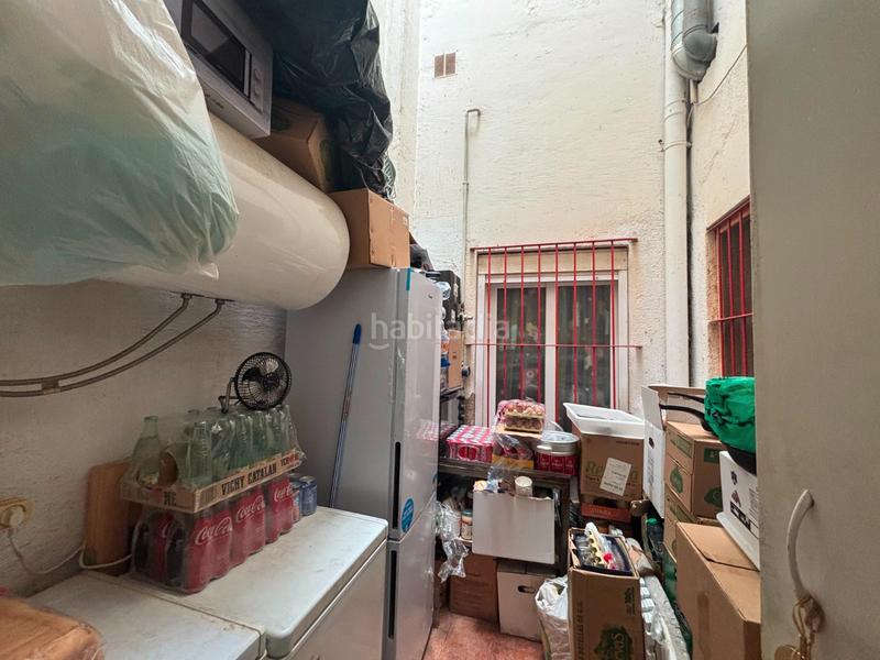 Foto 72e6123c-46b3-48ad-b289-01a05137e1a8. Trapasso locale commerciale con riscaldamento in Horta Barcelona