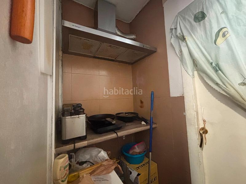 Foto b92988b6-2efe-4c08-bc46-6d2267f38da0. Trapasso locale commerciale con riscaldamento in Horta Barcelona