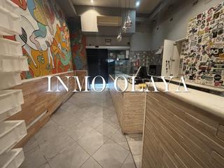 Pas-de-porte Local commercial à Raval. Traspaso take away con obrador y salida de humos en barcelona