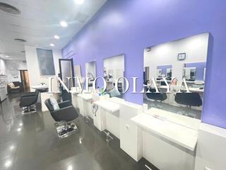 Transfer Business premise in Sagrada Família. Traspaso peluquería -estética en eixample derecha, barcelona