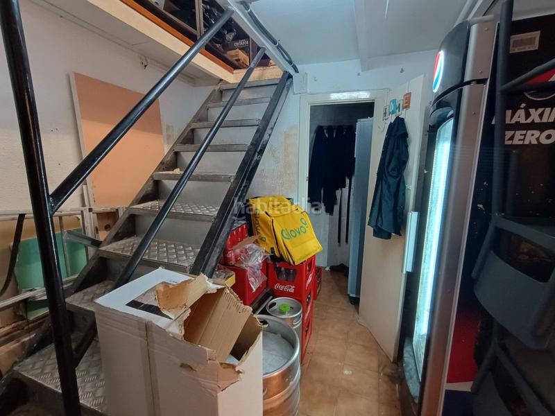 Foto 81c4449d-e311-4701-8444-a09ca3cfd569. Traspàs local comercial amb calefacció a La Nova Esquerra de l´Eixample Barcelona