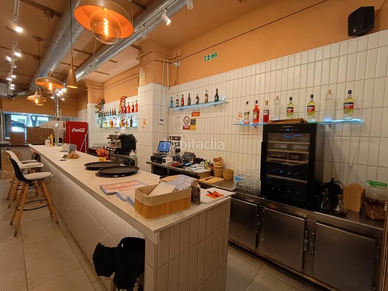 Foto d9748dc7-edf0-4eec-bf79-fc8ede802a34. Traspàs local comercial amb calefacció a La Nova Esquerra de l´Eixample Barcelona