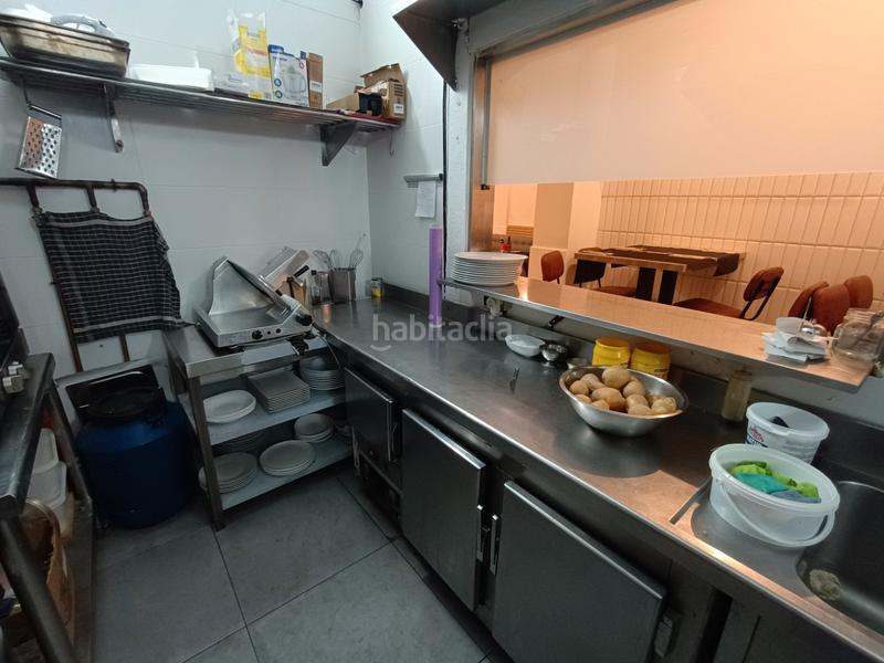 Foto f26dd889-f67c-434c-b73f-d1733ba42ba9. Traspàs local comercial amb calefacció a La Nova Esquerra de l´Eixample Barcelona