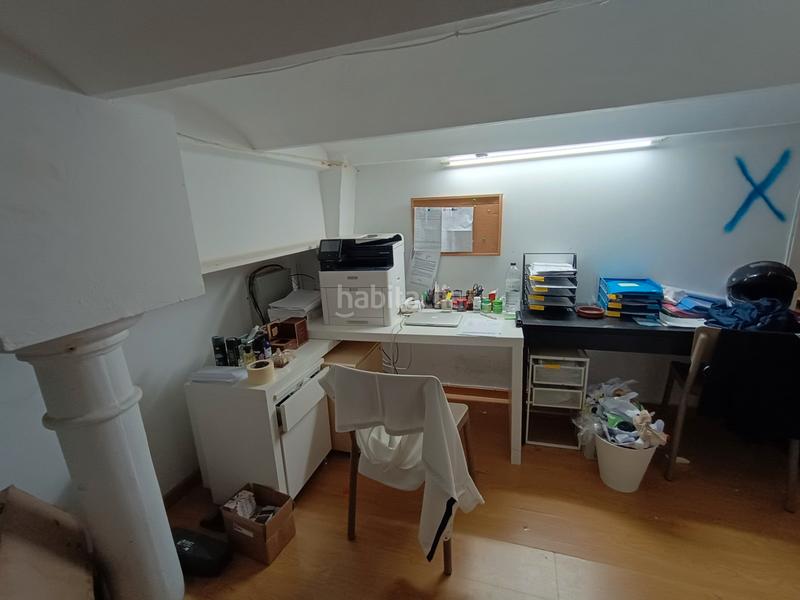 Foto 355f757e-169c-47d6-ad05-4ef741dd8de3. Trapasso locale commerciale con riscaldamento in La Nova Esquerra de l´Eixample Barcelona