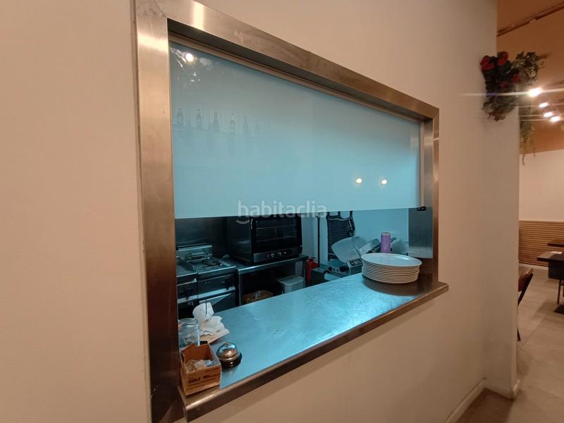 Foto fc496d7e-acde-42ec-b394-27918f522c99. Trapasso locale commerciale con riscaldamento in La Nova Esquerra de l´Eixample Barcelona