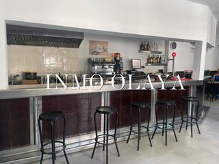 Location Local commercial à Centre-Eixample-Can Llobet. Alquiler de bar restaurante con terraza en barberá del vallés