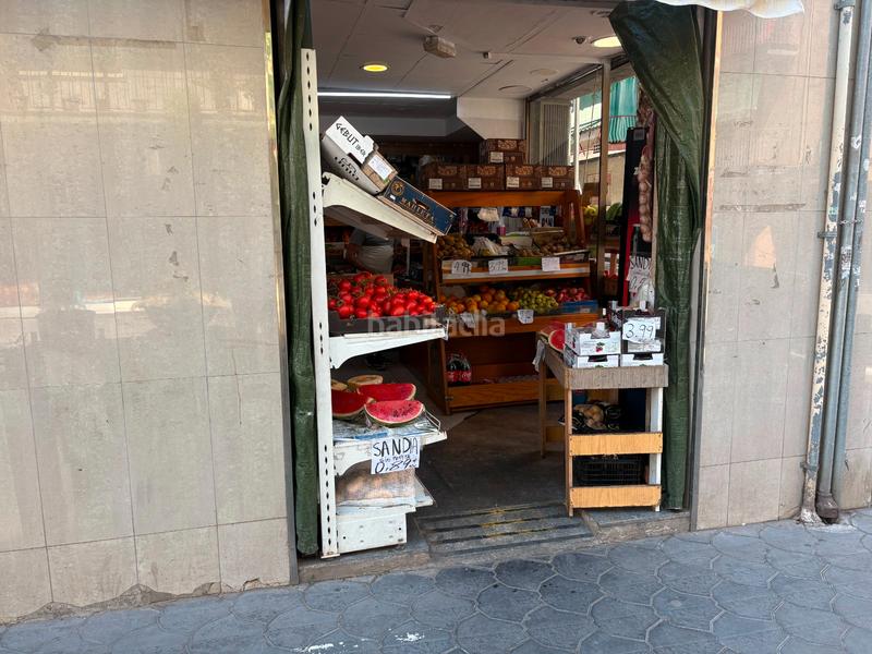 Foto bef8ad14-14b6-4e4d-8f0e-90abf80ac598. Traspaso local comercial traspaso frutería en Marianao Sant Boi de Llobregat