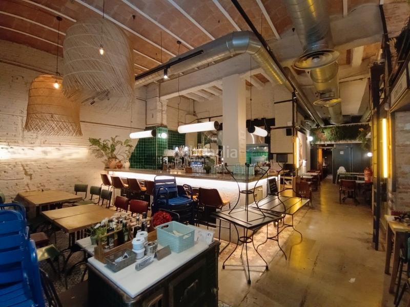 Foto e6afcebb-90da-4c54-8012-d7547afc31c4. Pas-de-porte local commercial avec chauffage dans Sant Antoni Barcelona