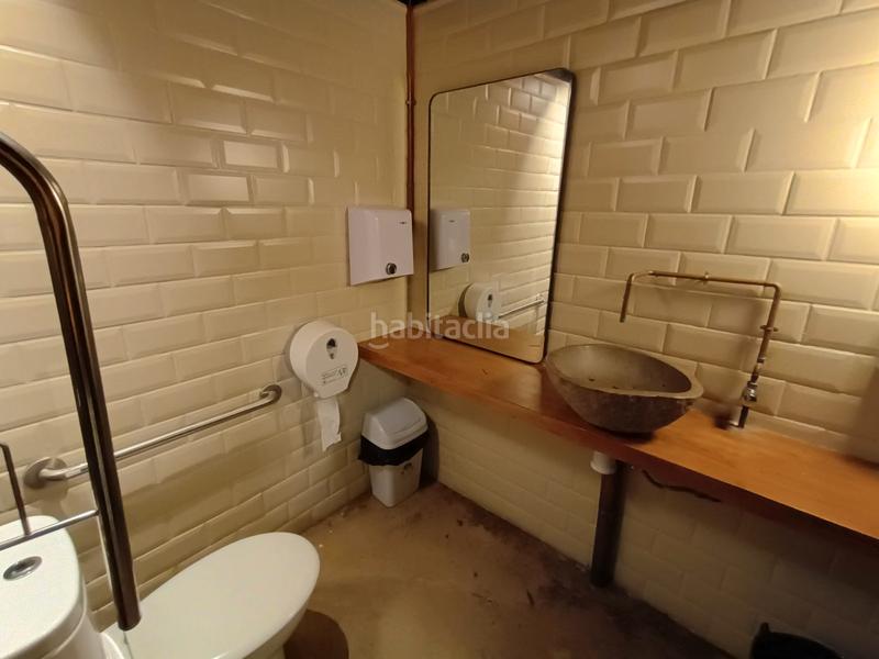 Foto 5783f4e7-8ce8-482f-998c-9c767daac7ae. Trapasso locale commerciale con riscaldamento in Sant Antoni Barcelona