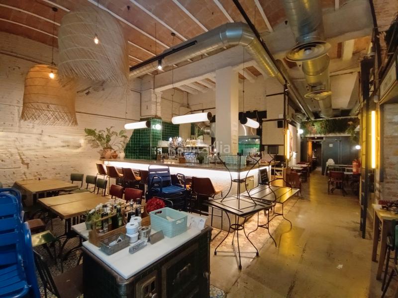 Foto 69aa06c4-2527-4d90-80da-780de5bac42e. Trapasso locale commerciale con riscaldamento in Sant Antoni Barcelona