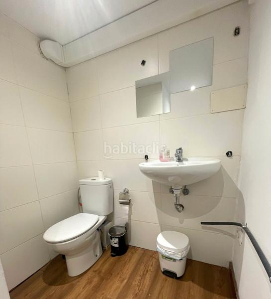 Foto 30829a68-cf7c-4149-8c1c-086684e8ee63. Trapasso locale commerciale in Sagrada Família Barcelona