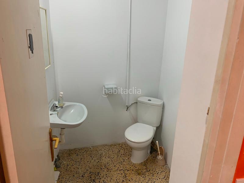 Foto ea2e6238-90a4-43bb-ad68-070bfbf0d573. Traspaso local comercial traspaso carnicería con obrador en Mataró