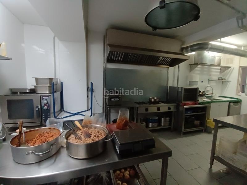 Foto 18de1818-4ed6-4f6e-bc17-021d8fa02a2a. Transfer business premise with heating in Sant Antoni Barcelona