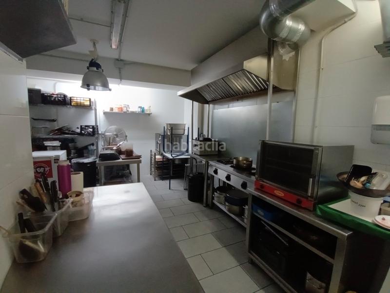 Foto 20ad66f8-52fa-4b1e-953a-3ed528080f8e. Transfer business premise with heating in Sant Antoni Barcelona