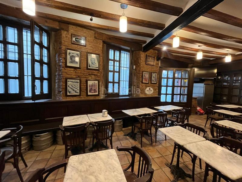 Foto 5b909c26-91de-43bc-b118-d1f3ac011835. Pas-de-porte local commercial avec chauffage dans Gòtic Barcelona