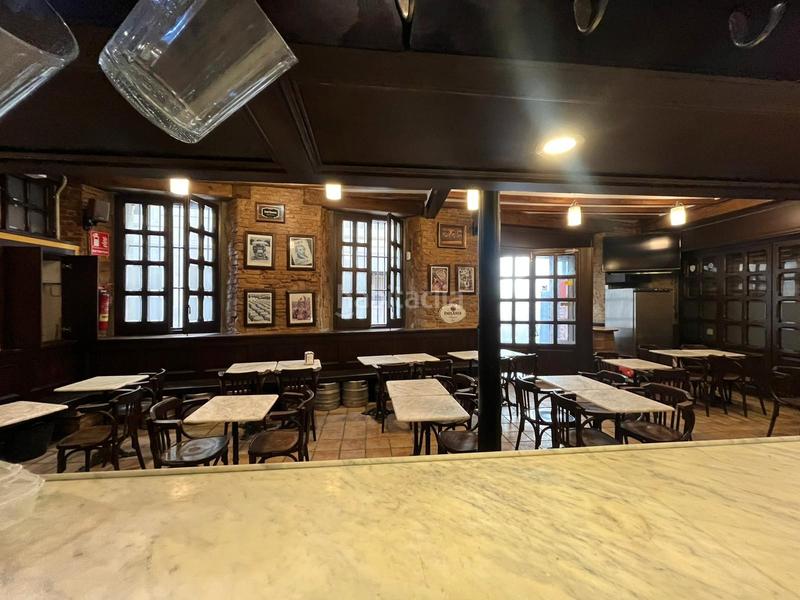 Foto 24874cdf-cdfb-4566-91b7-725a15189f94. Traspaso local comercial traspaso bar , ciutat vella en Barcelona