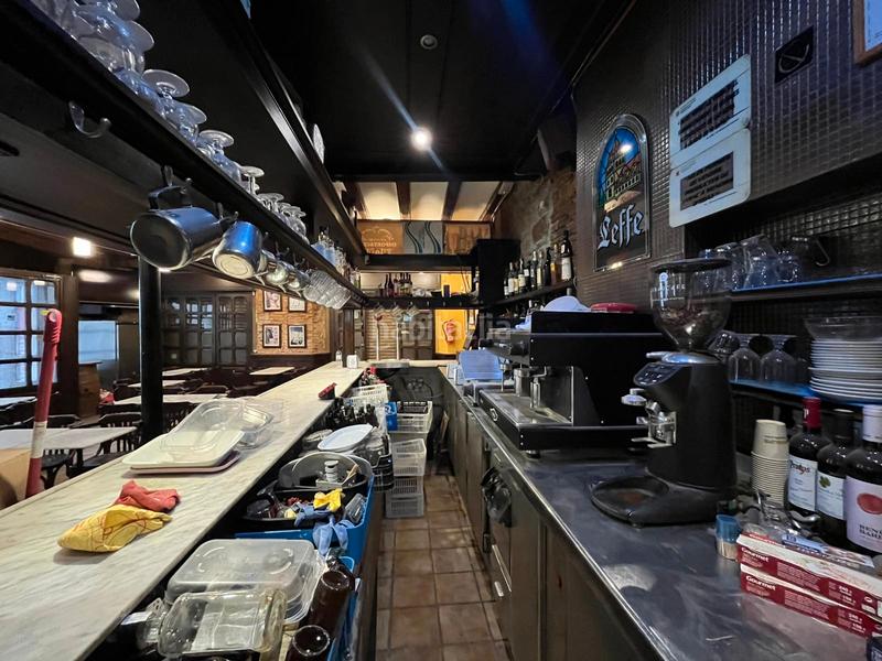 Foto d38cc9d1-510c-40ca-9e4e-b394c5ca6609. Traspaso local comercial traspaso bar , ciutat vella en Barcelona