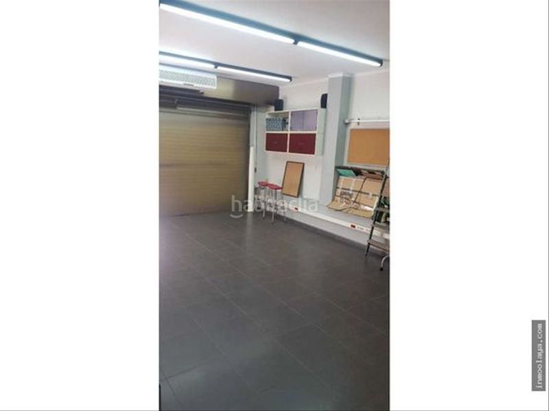 Foto a7f87c19-ad61-40fd-97e3-b9353d5aa39a. Local comercial amb calefacció a Barri del Centre Terrassa