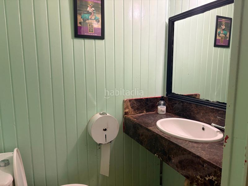 Foto 3c33048a-6693-4372-a2b8-85cb2fd7c9aa. Pas-de-porte local commercial avec chauffage dans Molins de Rei