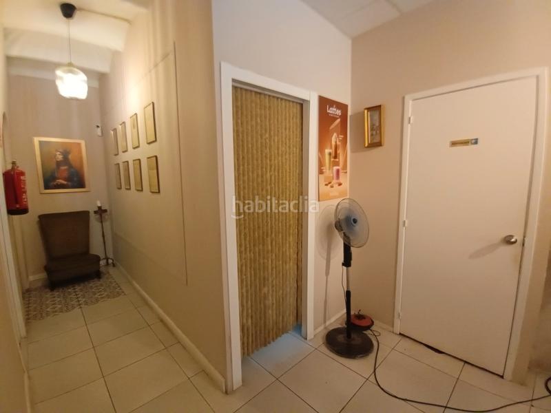 Foto 1d6a552a-6f5a-4824-a832-a9c6240f2605. Pas-de-porte local commercial avec chauffage dans La Nova Esquerra de l´Eixample Barcelona