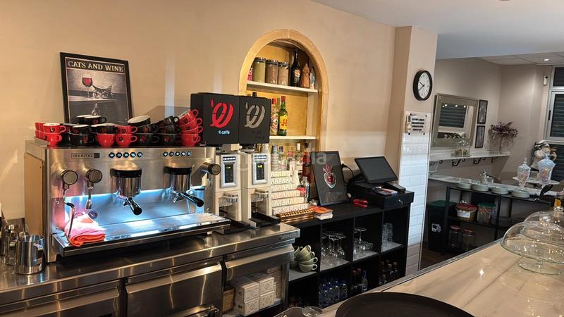 Foto 90b9ea50-a5d2-4da3-ad47-08ca8afad49f. Pas-de-porte local commercial avec chauffage dans La Nova Esquerra de l´Eixample Barcelona