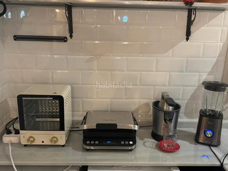 Foto cc545713-c4e6-47d0-8f81-551f6d81519f. Pas-de-porte local commercial avec chauffage dans La Nova Esquerra de l´Eixample Barcelona