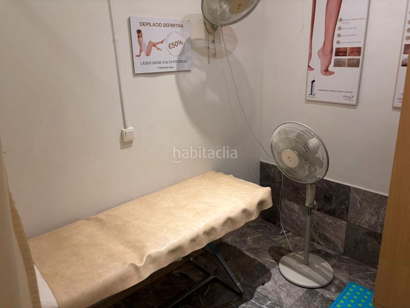 Foto d68c21a0-aee2-4c6d-bb5c-881c45019528. Pas-de-porte local commercial avec chauffage dans Dreta de l´Eixample Barcelona