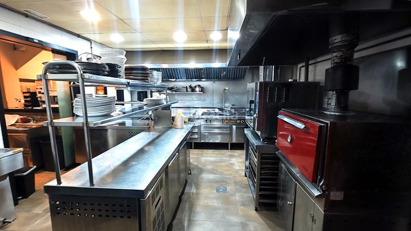 Foto 19052c3b-372c-491f-b3cd-0a2e646133d1. Umzug geschäftsraum mit heizung in Centre Santa Coloma de Gramenet